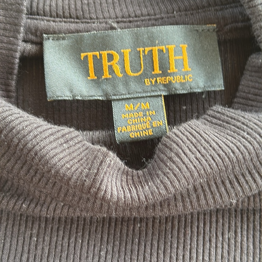 Truth Ribbed Top - Picture 3 of 3